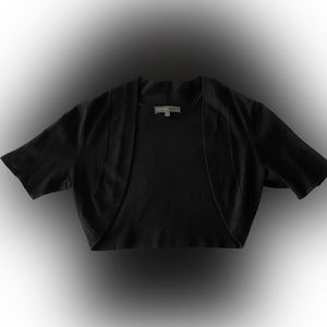 Donna Rocco Cropped black open sweater